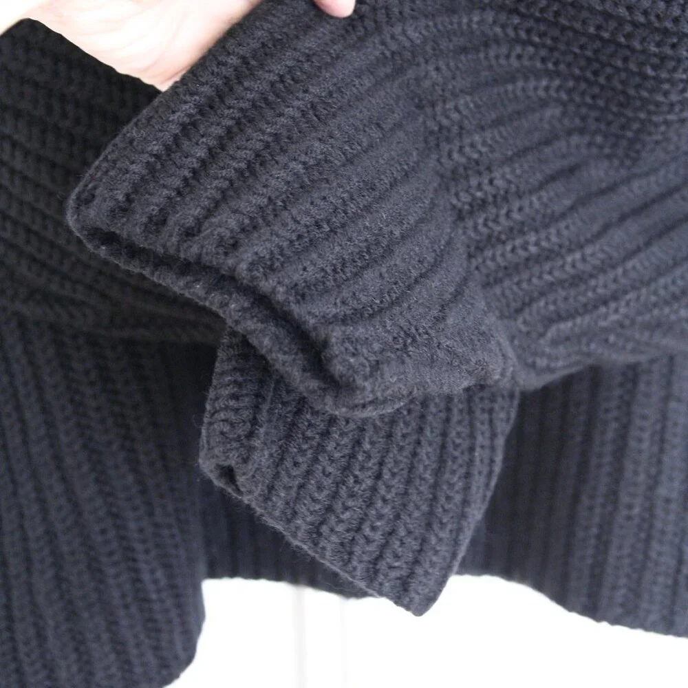 Zara‎ Black Rib Knit V-Neck Oversize Crop Sweater Sz M - Picture 4 of 10